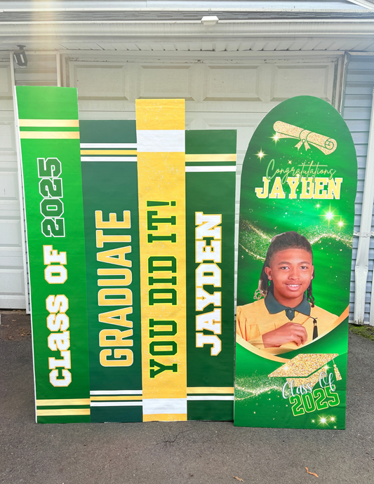 GRADUATION PHOTO BOARD